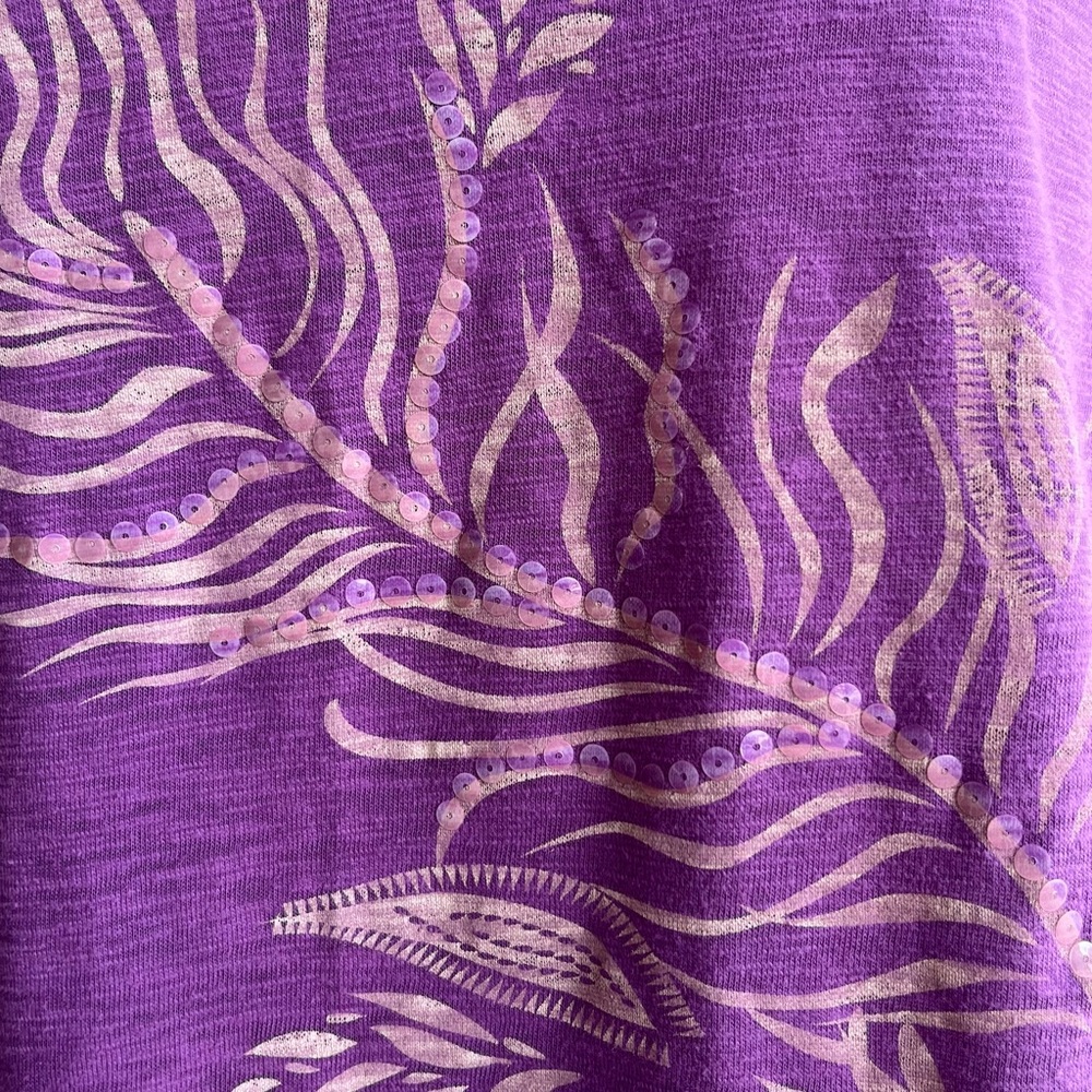 •Bit & Bridle• Feather Design Tee with Sequins - Size Large - Picture 4 of 8